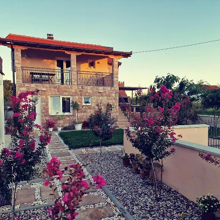 Villa Bali Paradise Tatil Evi Stolac